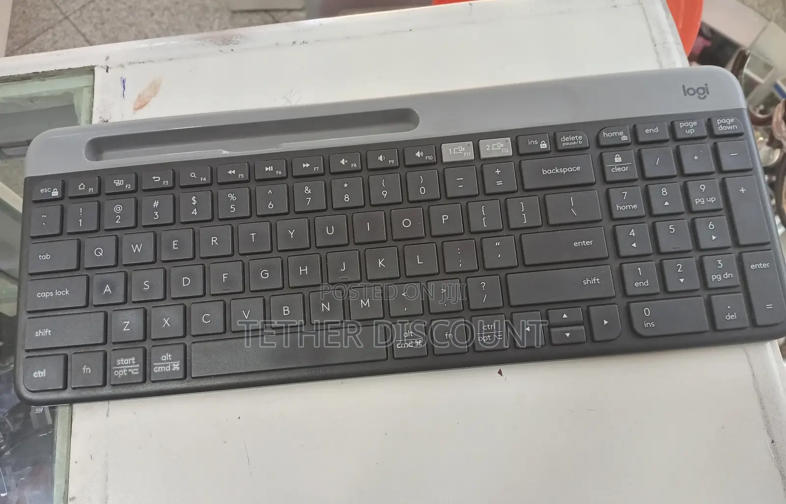 Original Logitech Slim Multi-Device Wireless Keyboard, Black Used