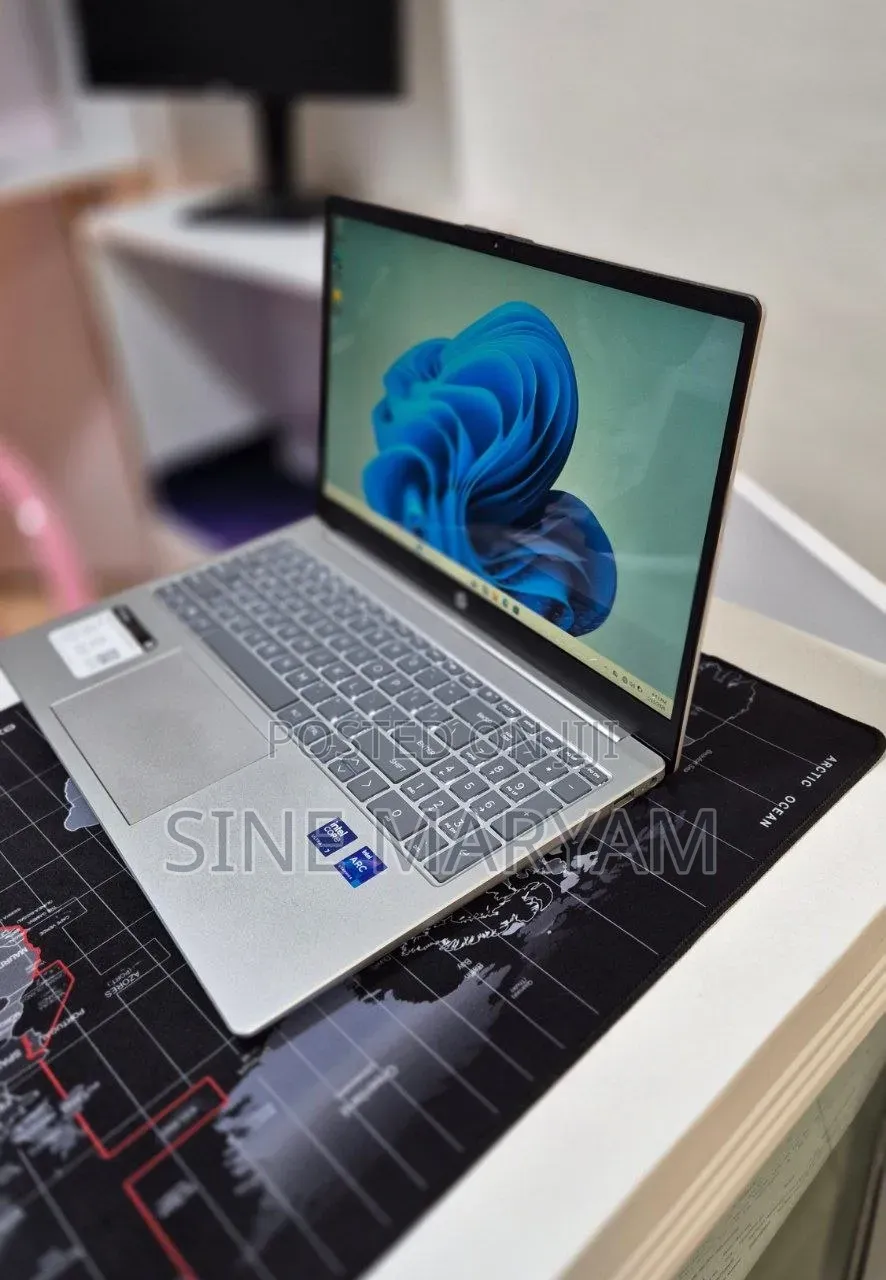 New Laptop HP OmniBook Ultra Flip 14" 16GB Intel Core Ultra 7 SSD 512GB