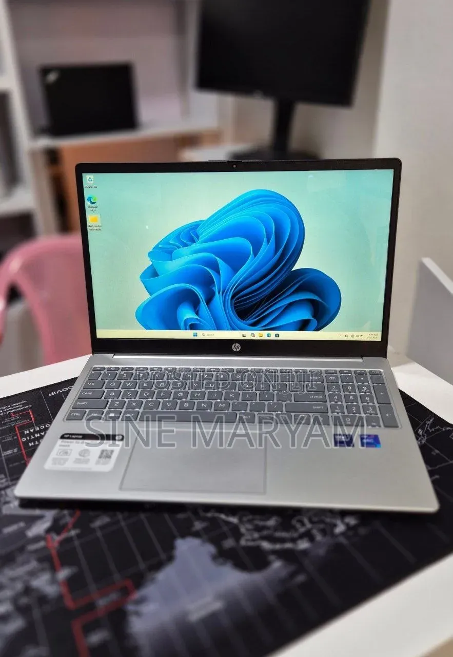 New Laptop HP OmniBook Ultra Flip 14" 16GB Intel Core Ultra 7 SSD 512GB