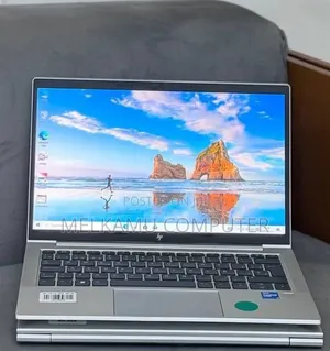 New Laptop HP EliteBook 830 G8 8GB Intel Core i5 SSD 512GB