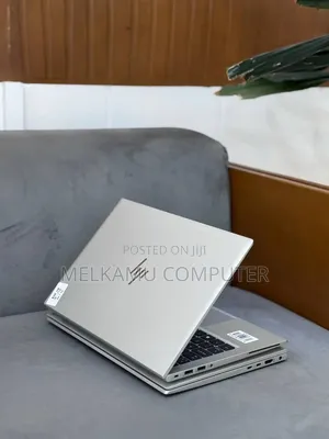New Laptop HP EliteBook 830 G8 8GB Intel Core i5 SSD 512GB
