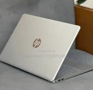 New Laptop HP Stream Notebook 8GB Intel Core i7 SSD 512GB