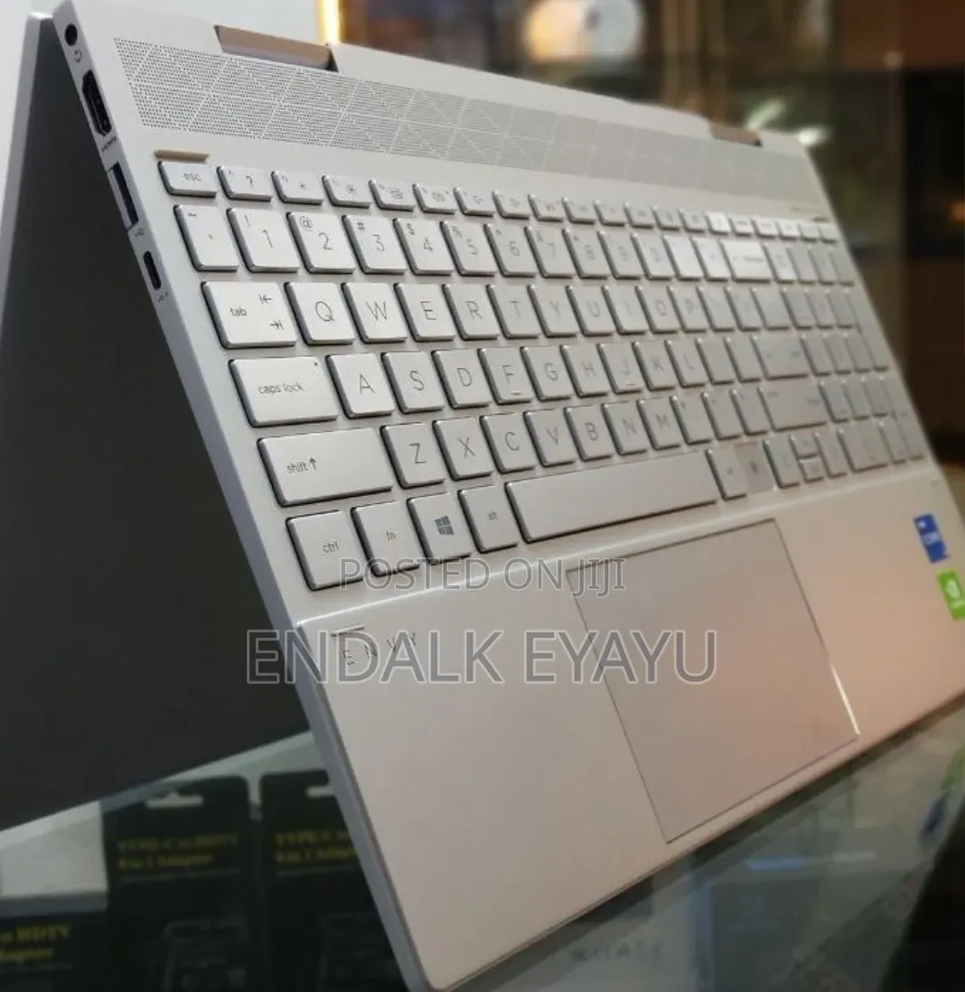 New Laptop HP Envy X360 16GB Intel Core i5 SSD 512GB