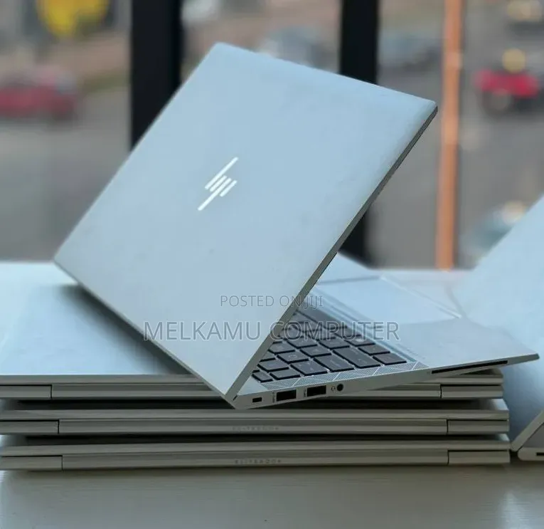New Laptop HP EliteBook 840 G7 8GB Intel Core i5 SSD 512GB