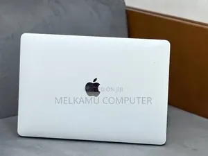New Laptop Apple MacBook Air 2009 8GB Apple M1 SSD 128GB