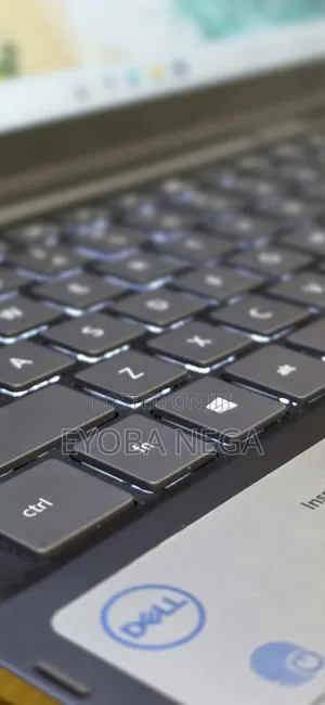 New Laptop Dell Inspiron 7306 16GB Intel Core i7 SSD 512GB