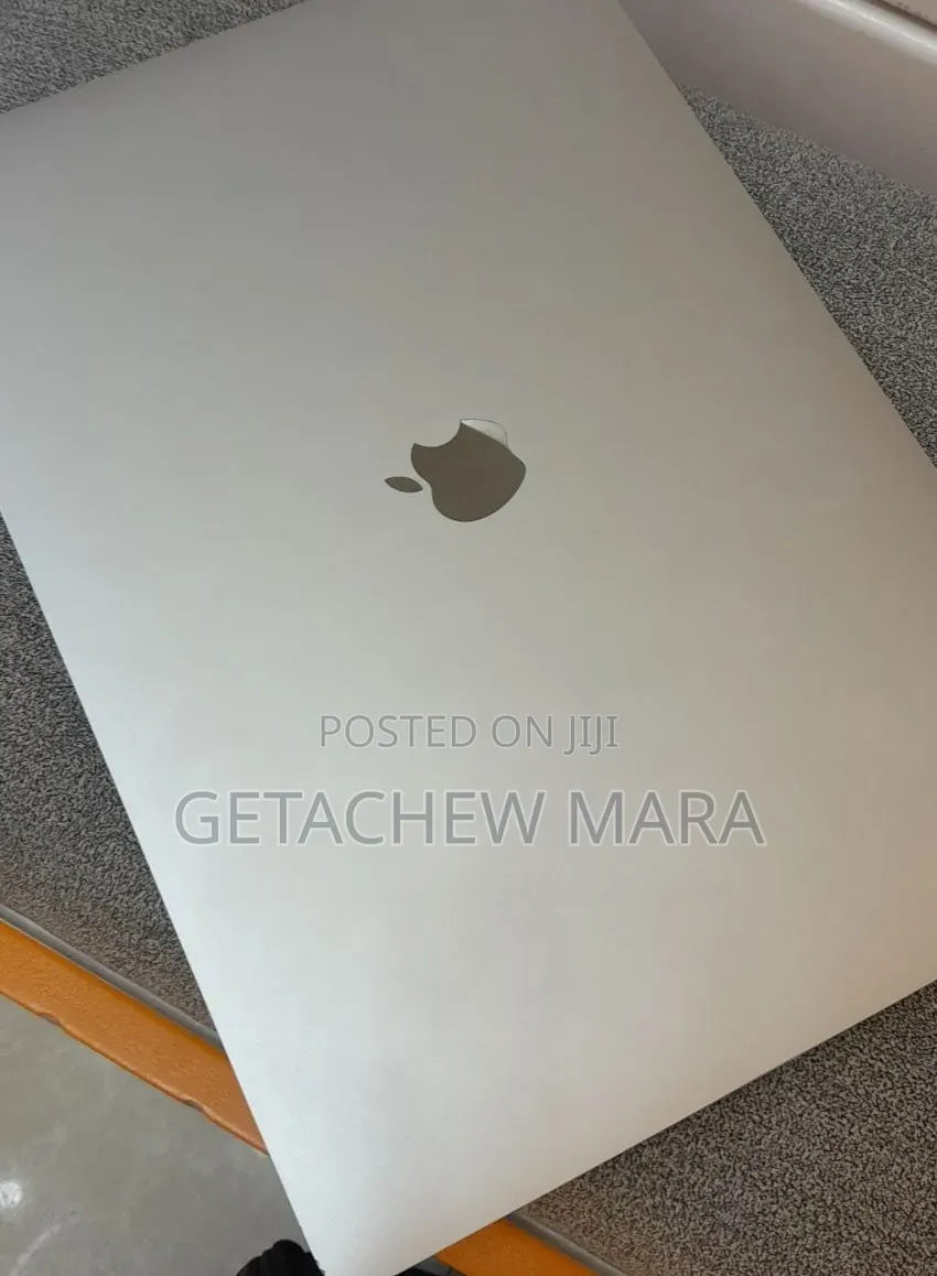 New Laptop Apple MacBook Pro 2019 16GB Intel Core i9 SSD 1T