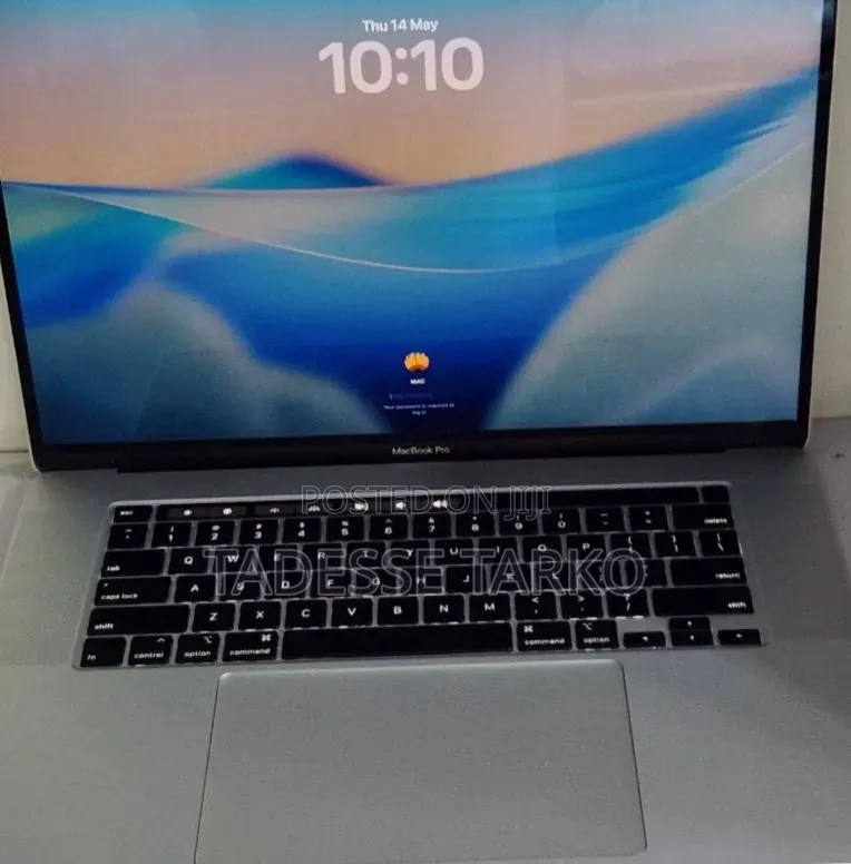 New Laptop Apple MacBook Pro 2019 32GB Intel Core i9 SSD 1T