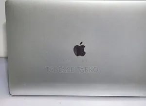 New Laptop Apple MacBook Pro 2019 32GB Intel Core i9 SSD 1T