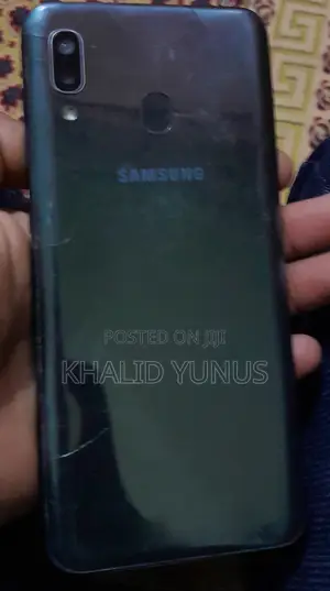 Samsung Galaxy A20 32 GB Black
