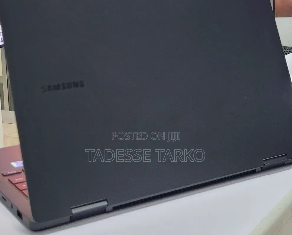 New Laptop Samsung Galaxy Book 2 8GB Intel Core i5 SSD 512GB