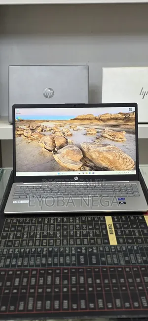 New Laptop HP Stream Notebook 16GB Intel Core i7 SSD 1T
