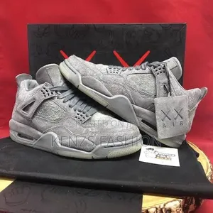 New Arrival- Nike Air Jordan 4 Retro X Kaws
