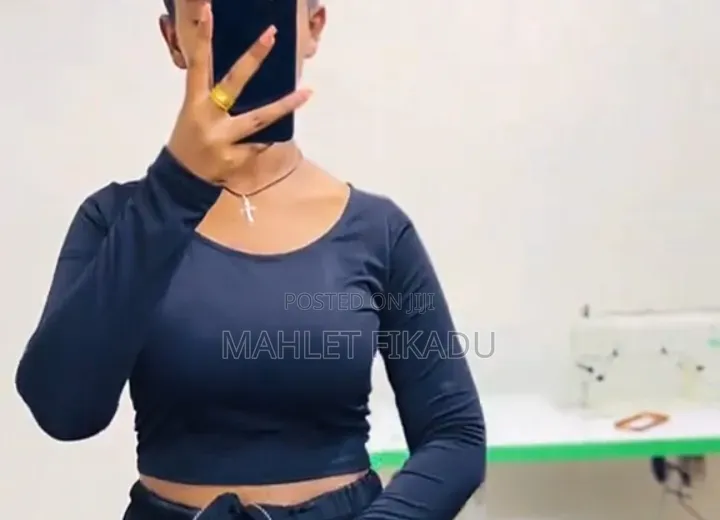 Trendy Slim Fit Long Sleeve Top