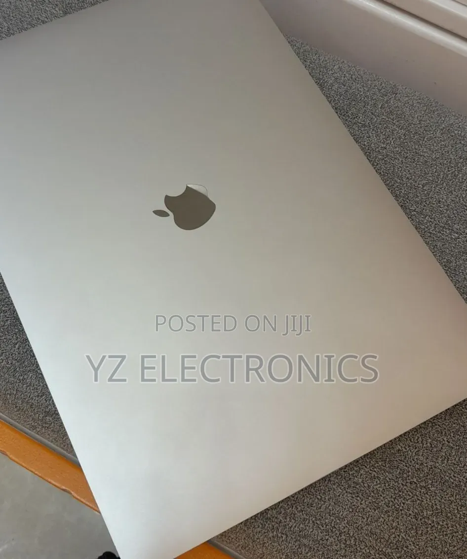 New Laptop Apple MacBook Pro 2019 32GB Intel Core i9 SSD 1T