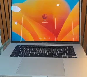 New Laptop Apple MacBook Pro 2019 32GB Intel Core i9 SSD 1T