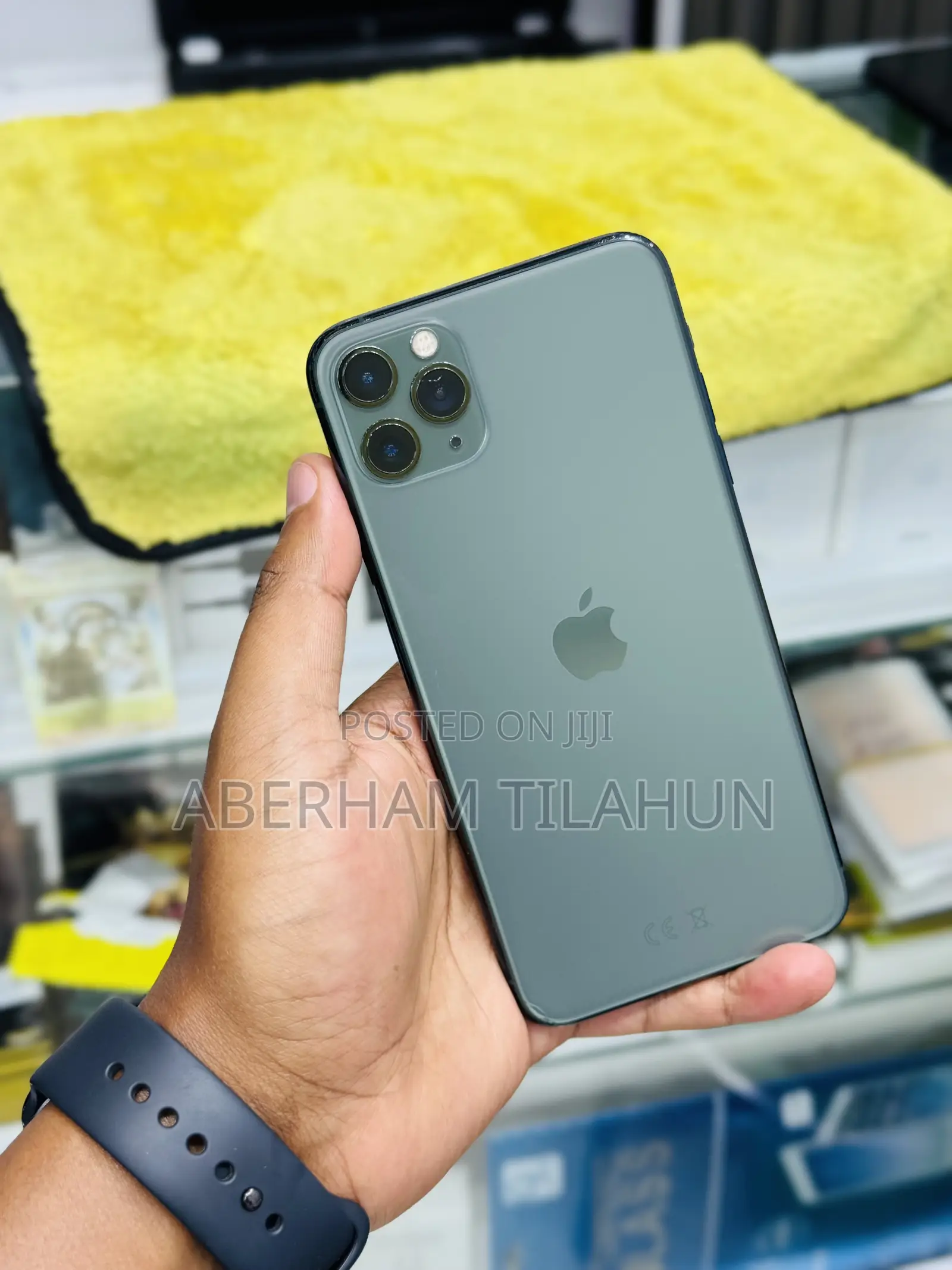Apple iPhone 11 Pro Max 64 GB Green