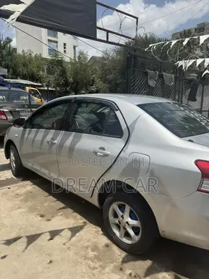 Toyota Yaris 2006 Silver