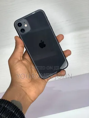 New Apple iPhone 11 64 GB Black