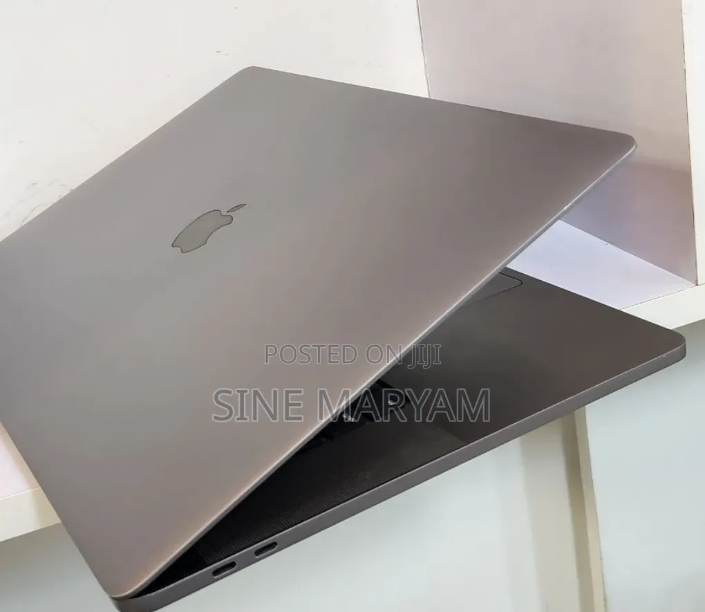 New Laptop Apple MacBook Pro 2019 32GB Intel Core i9 SSD 1T
