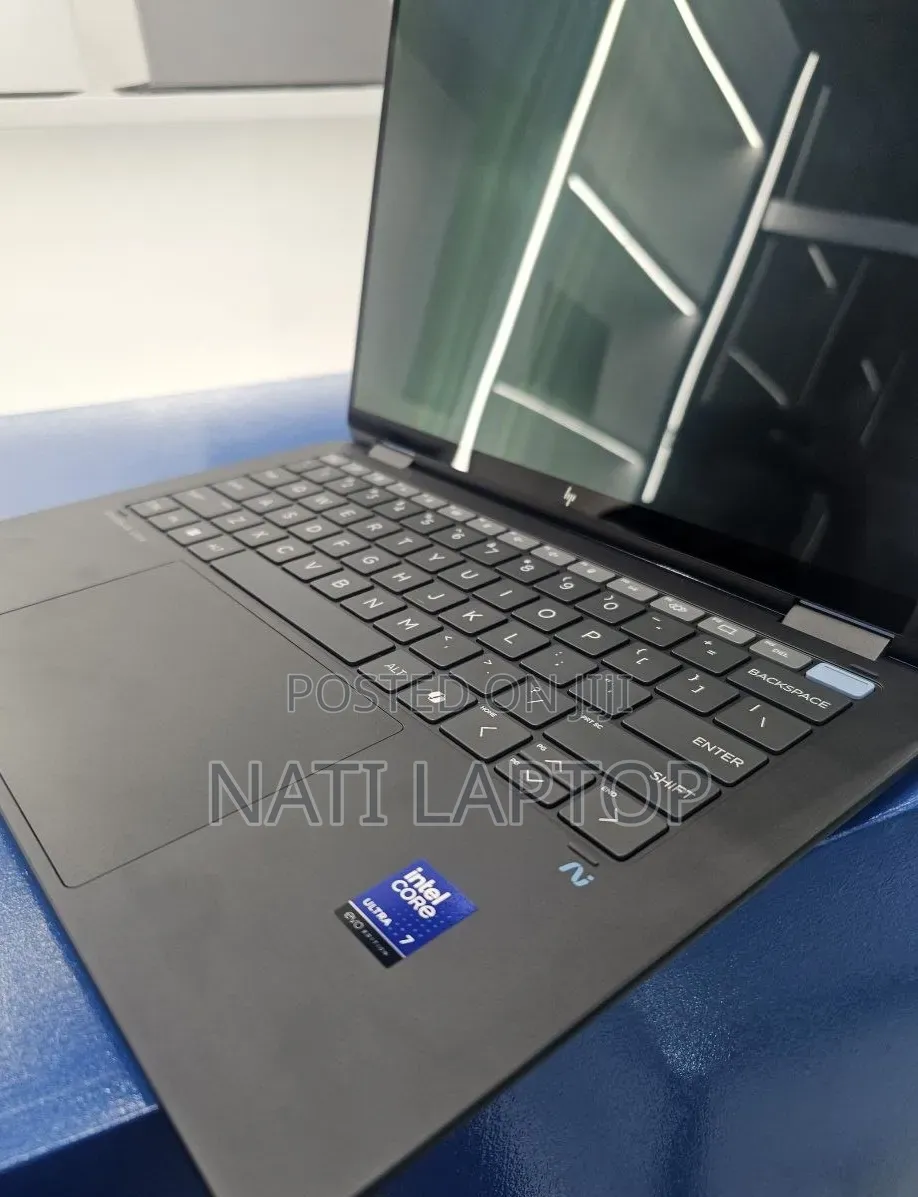 New Laptop HP OmniBook 5 14" 16GB Intel Core Ultra 7 SSD 1T