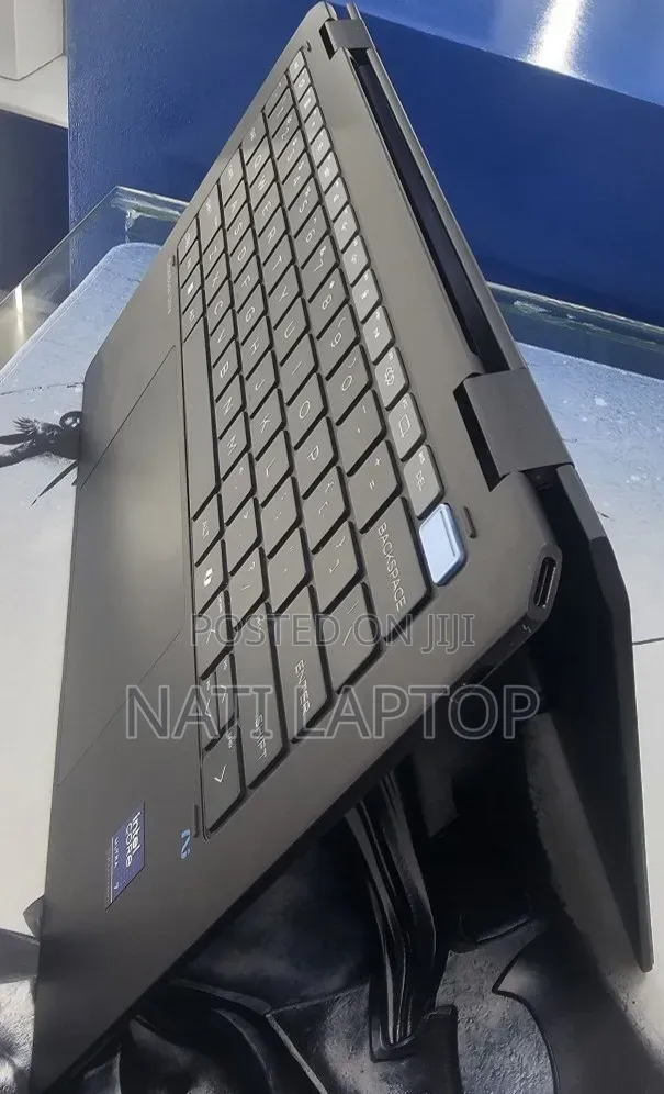 New Laptop HP OmniBook 5 14" 16GB Intel Core Ultra 7 SSD 1T