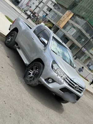 Toyota Hilux 2017 Silver