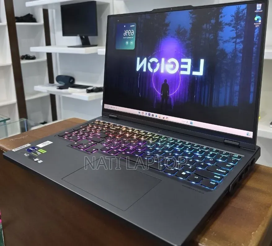 New Laptop Lenovo Legion Pro 7 32GB Intel Core i9 SSD 2T