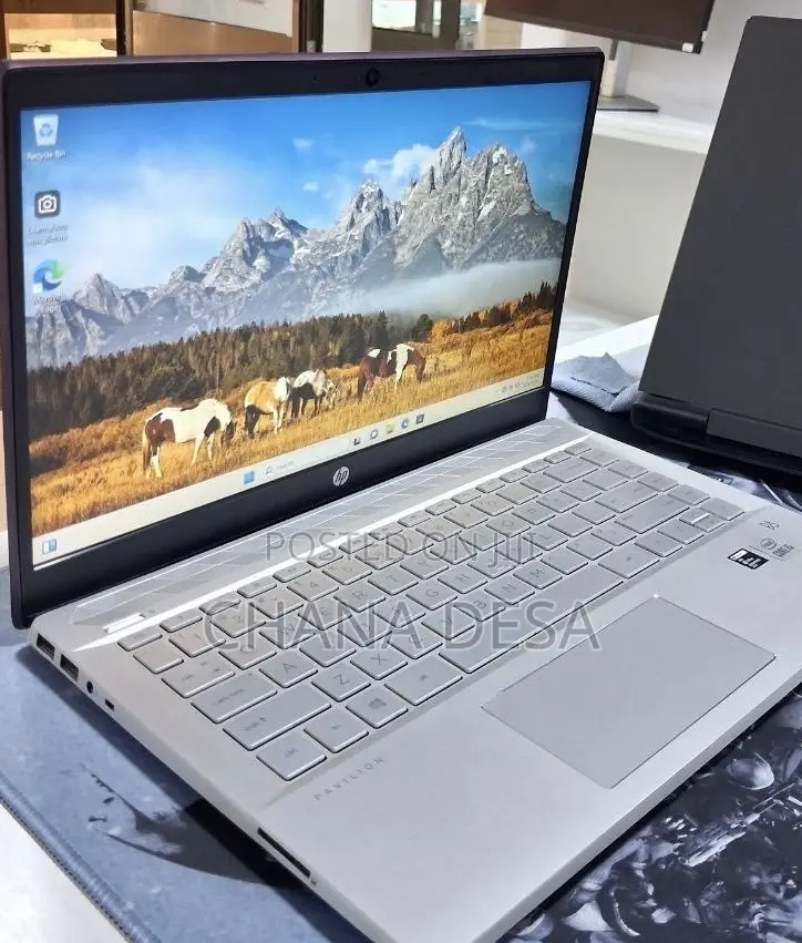 New Laptop HP 8GB Intel Core i5 SSD 512GB