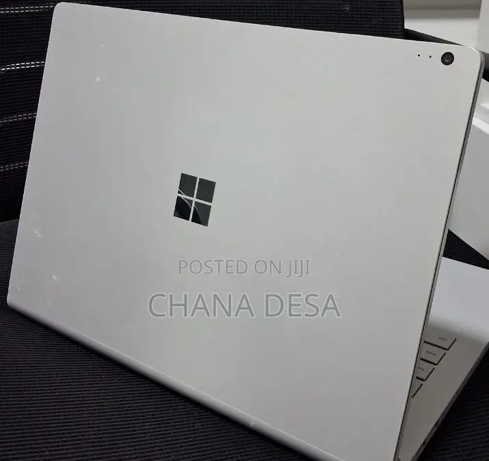 New Laptop Microsoft Surface Book 2 16GB Intel Core i7 SSD 512GB