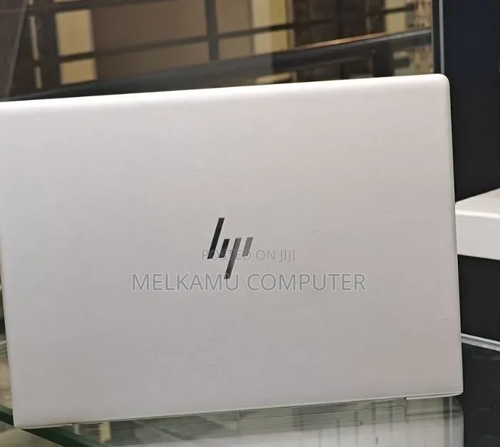 New Laptop HP EliteBook 840 G5 16GB Intel Core i7 SSD 512GB