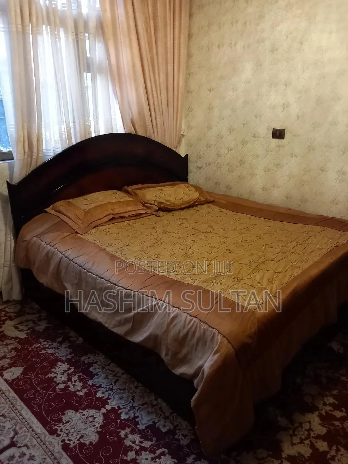Bed With Dressing Table