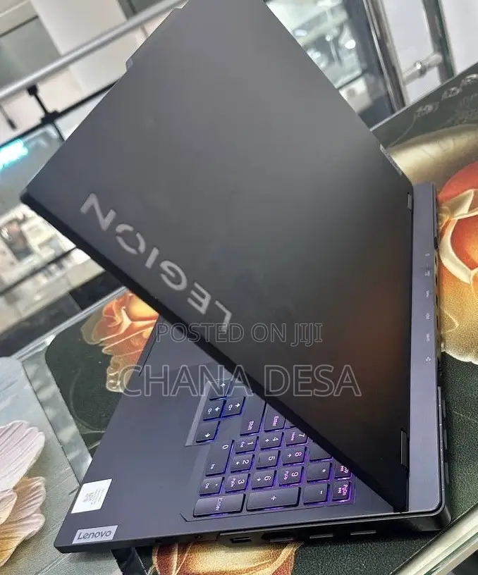 New Laptop Lenovo Legion Pro 7 32GB Intel Core i9 SSD 1T