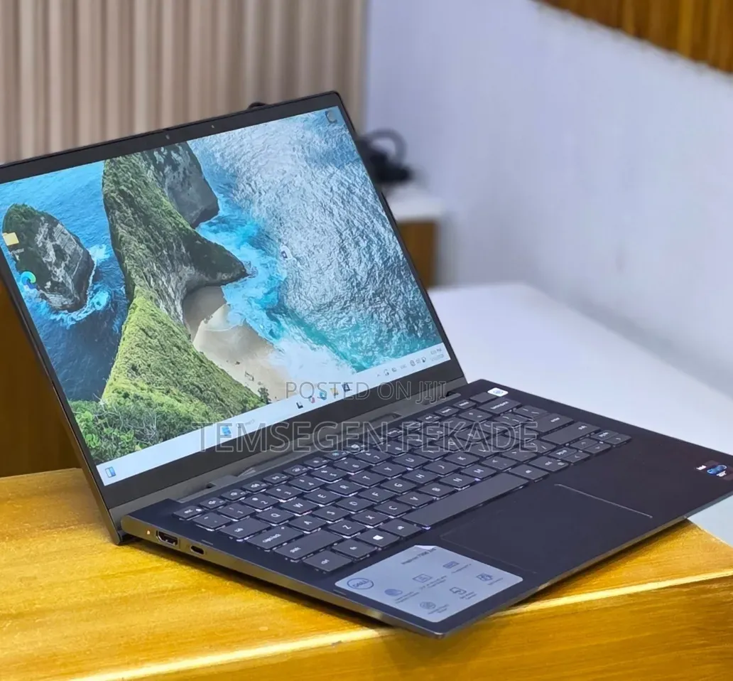 New Laptop Dell Inspiron 7306 16GB Intel Core i7 SSD 512GB