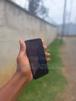 Apple iPhone 11 64 GB Black