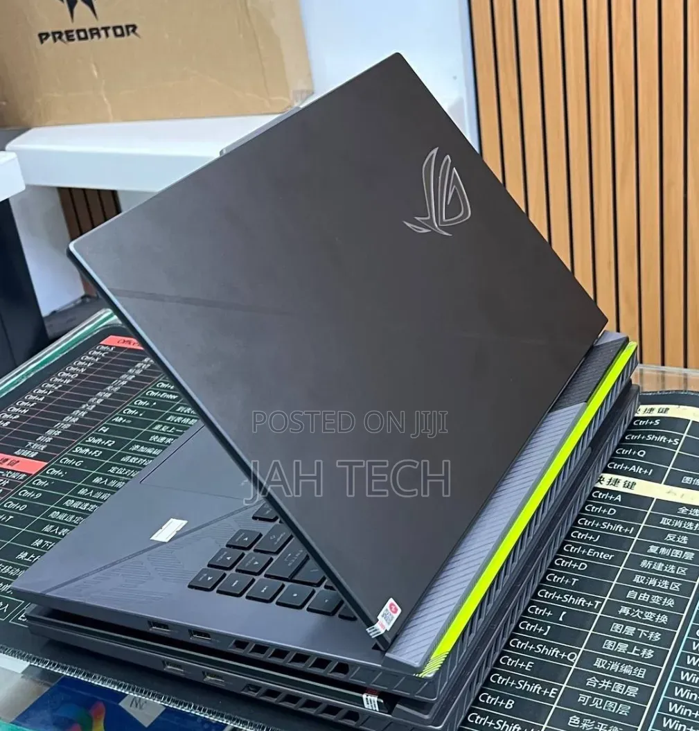New Laptop Asus ROG Strix G16 G614 16GB Intel Core i9 SSD 1T