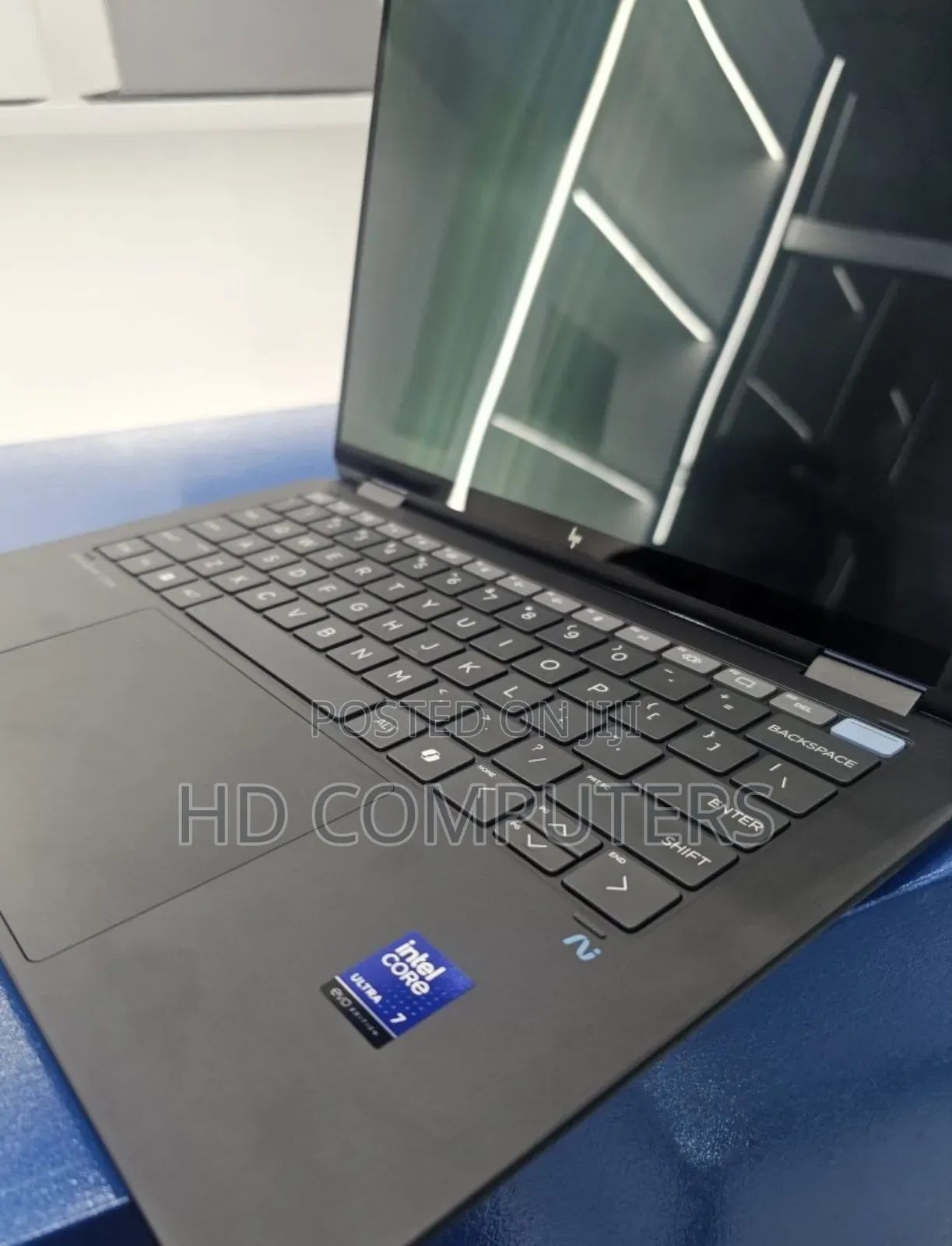 New HP OmniBook Ultra Flip 14" 16GB Intel Core Ultra 7 SSHD (Hybrid) 1T
