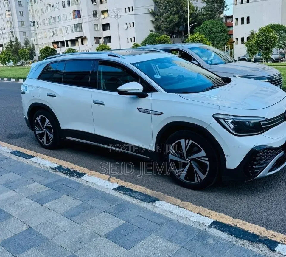 Volkswagen ID.6 2023 White