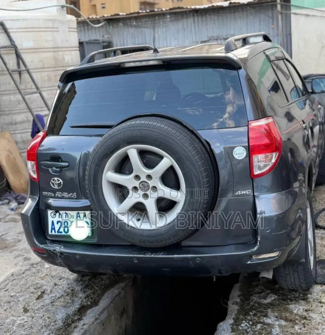 Toyota RAV4 2008 Black