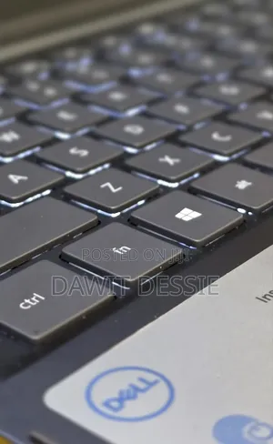 New Laptop Dell Inspiron 7306 16GB Intel Core i7 SSD 512GB