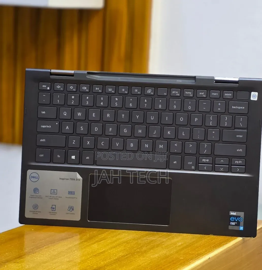 New Laptop Dell Inspiron 7306 16GB Intel Core i7 SSD 512GB