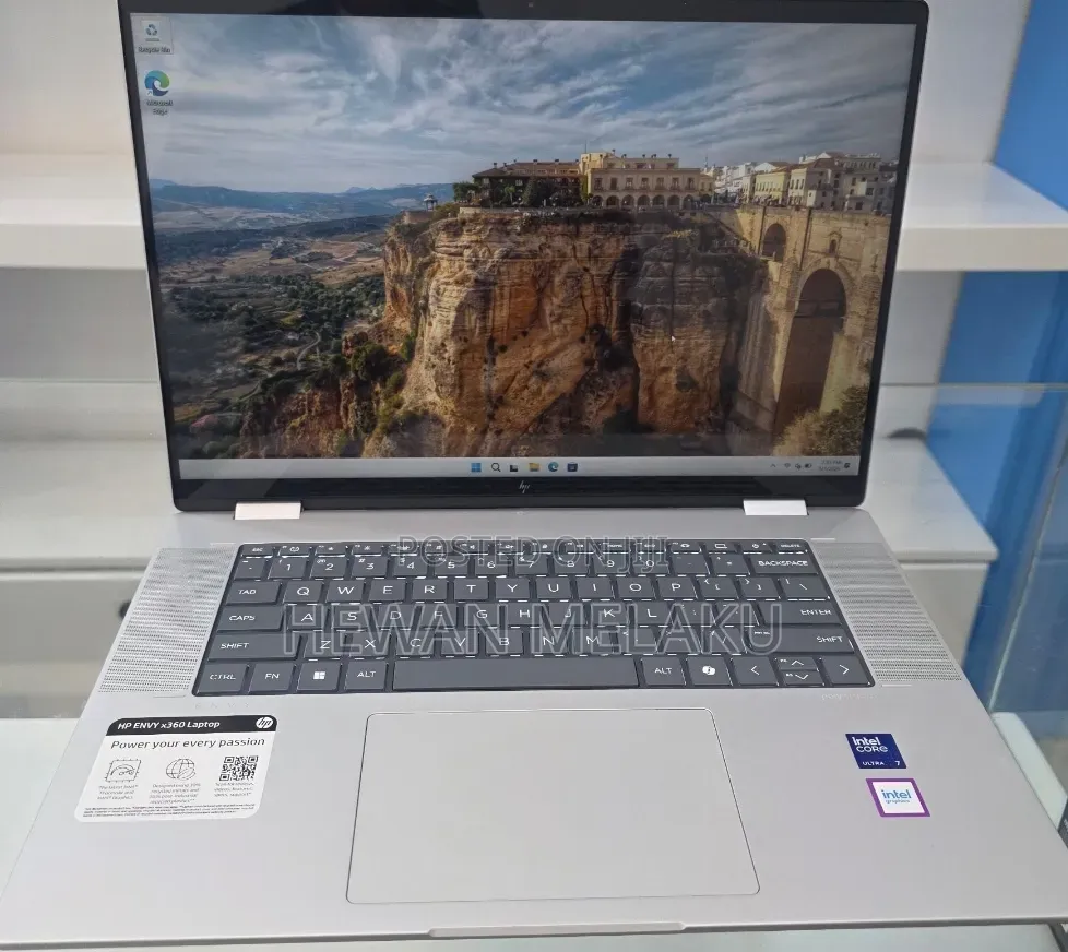 New Laptop HP Envy x360 16GB Intel Core 7 SSD 1T
