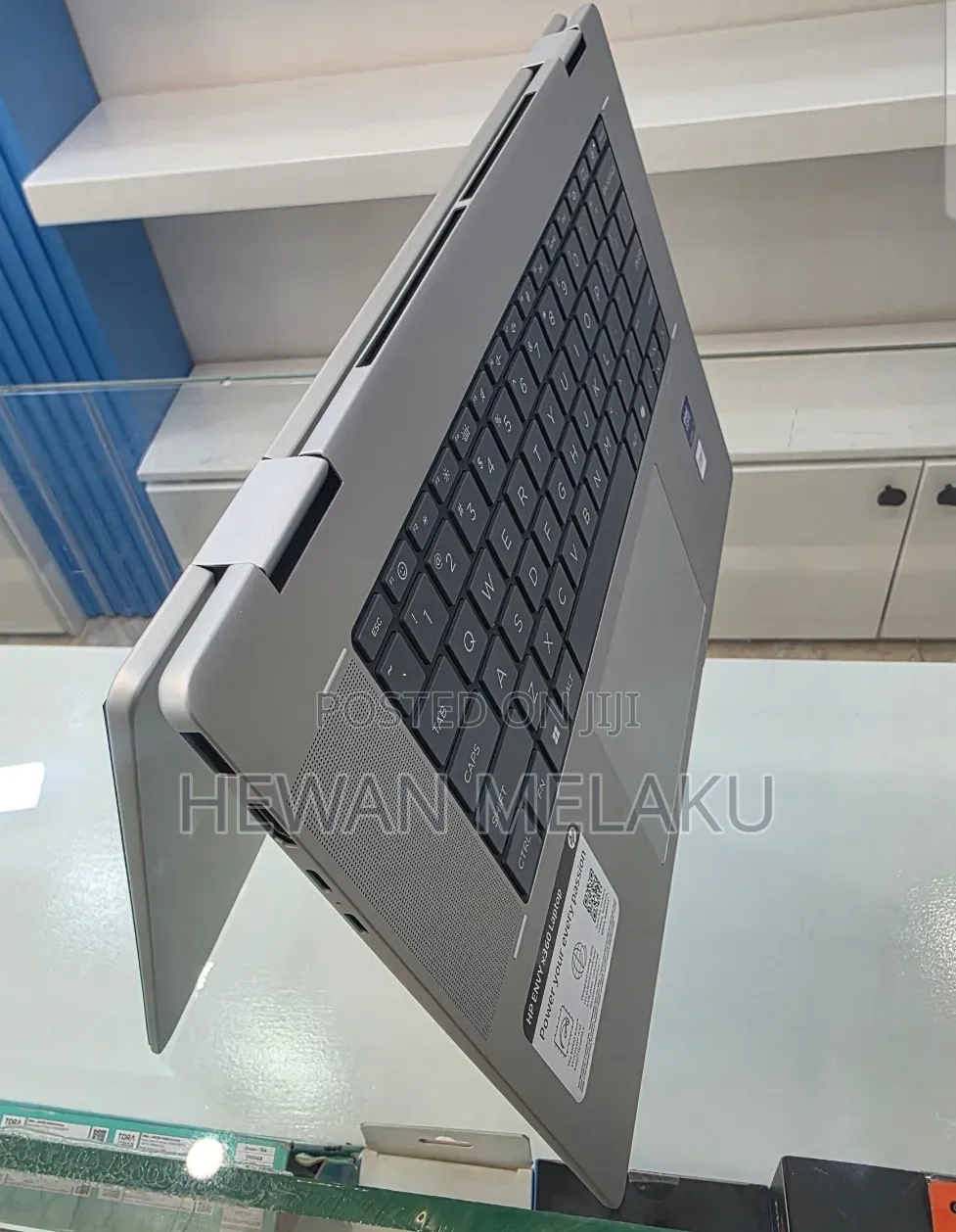 New Laptop HP Envy x360 16GB Intel Core 7 SSD 1T