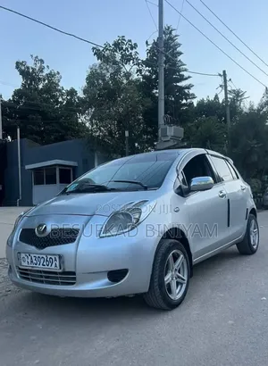 Toyota Yaris 1.0 Eco 2007 Silver