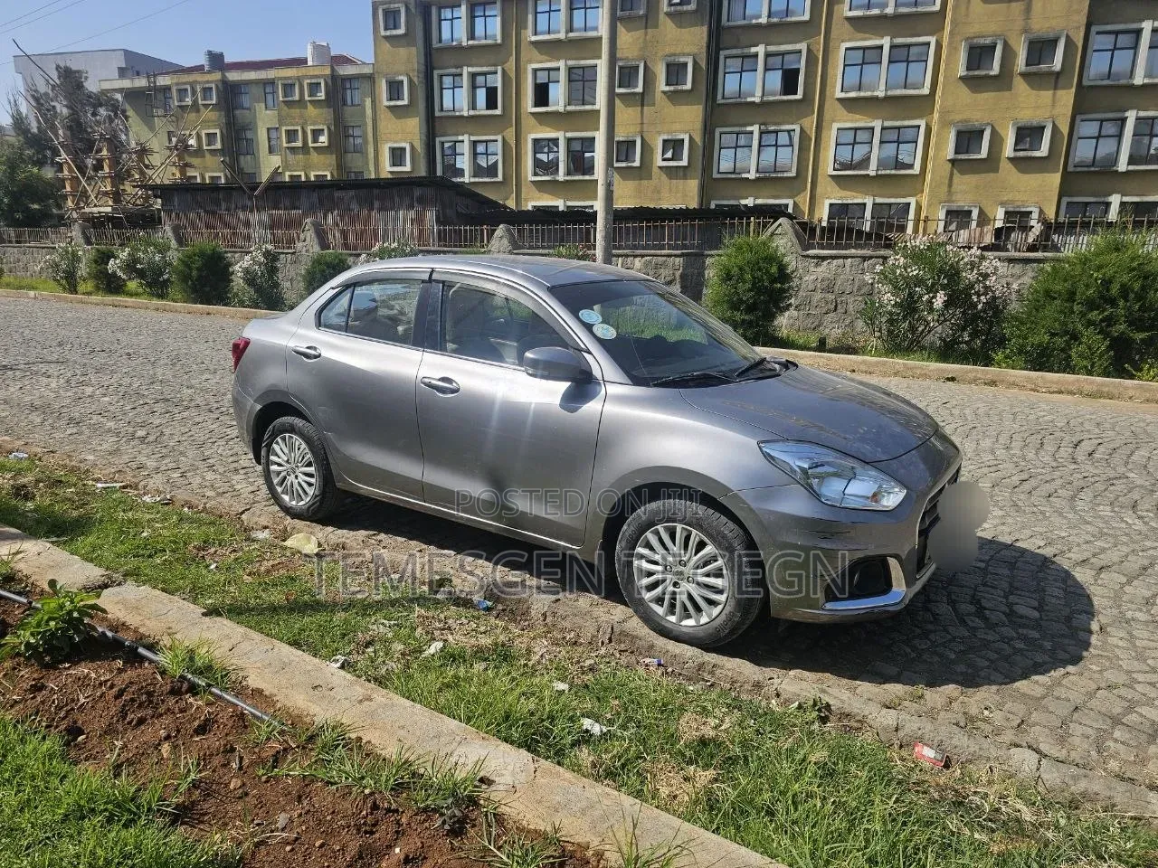 Suzuki Dzire 2022 Silver