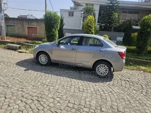 Suzuki Dzire 2022 Silver