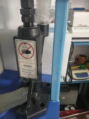 Nozzle Tester With Common Rail የናፍታ ኢንጀክሽን መፈተሻ እና ድራይቨር