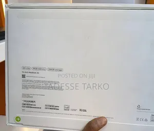 New Laptop Apple MacBook Air 2025 M4 13-inch 16GB Apple M4 SSD 256GB