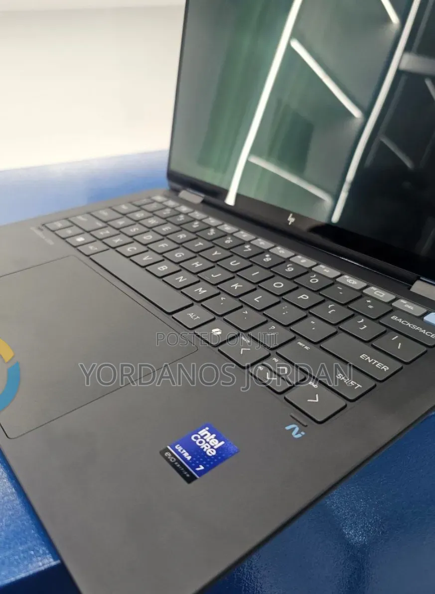 New Laptop HP OmniBook X Flip 14" 16GB Intel Core Ultra 7 SSD 1T