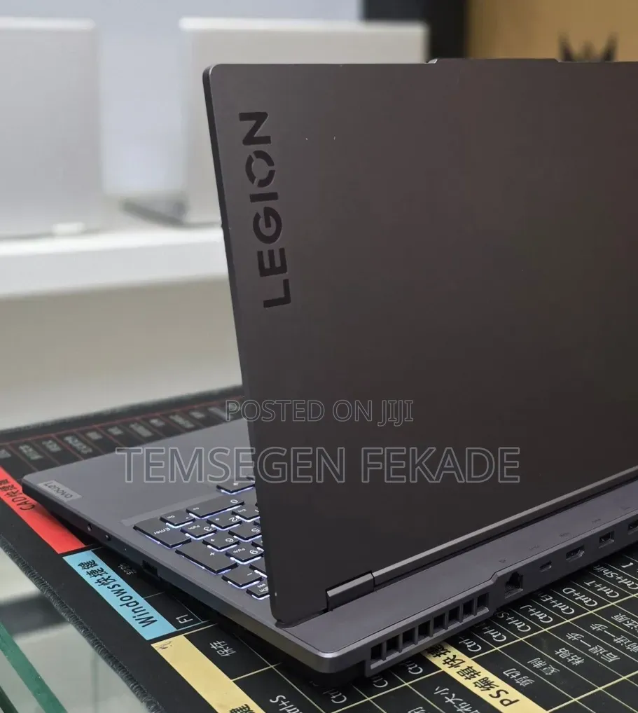 New Laptop Lenovo Legion Slim 5 24GB Intel Core i7 SSD 1T